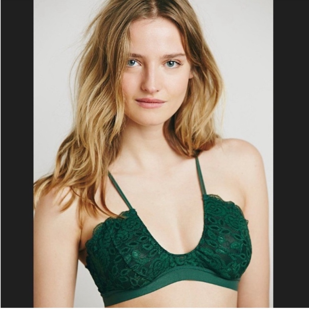 Free People Intimately All For U lace Bralette Burgundy Rare S convertibile NWOT